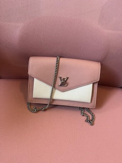 Sold- Louis Vuitton 2 Tone Pink Shoulder Pochette Clutch/Crossbody with Chain - Premium Crossbody from Ida Louise Boutique - Just $1750! Shop now at Ida Louise Boutique