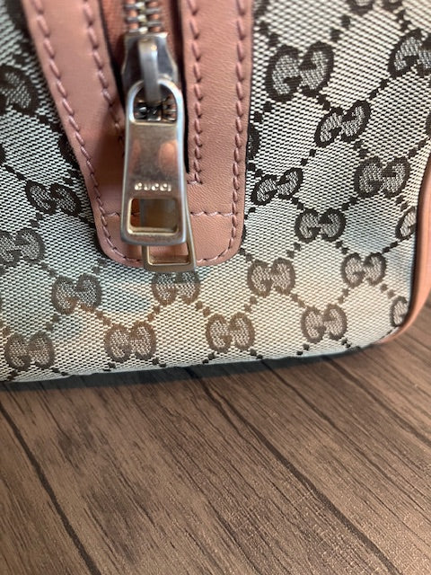 Sold-Gucci Boston Bag Preloved - Premium Handbag from Ida Louise Boutique - Just $825! Shop now at Ida Louise Boutique