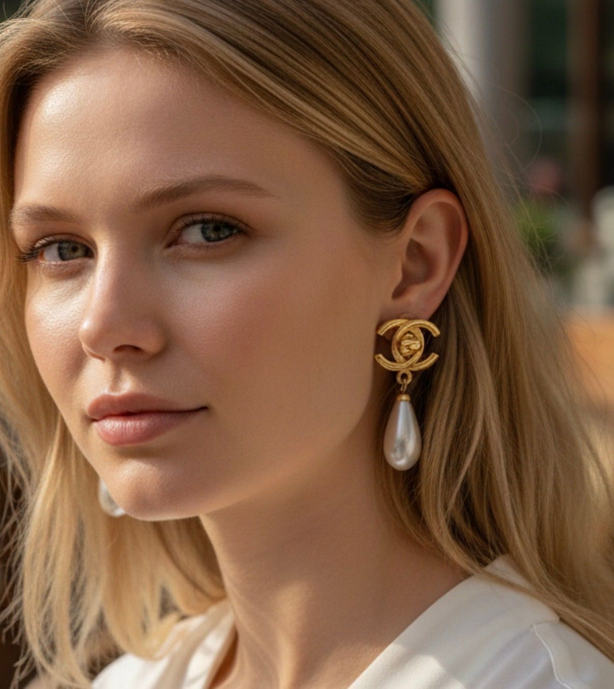 Chanel Vintage Faux Pearl Drop Earring