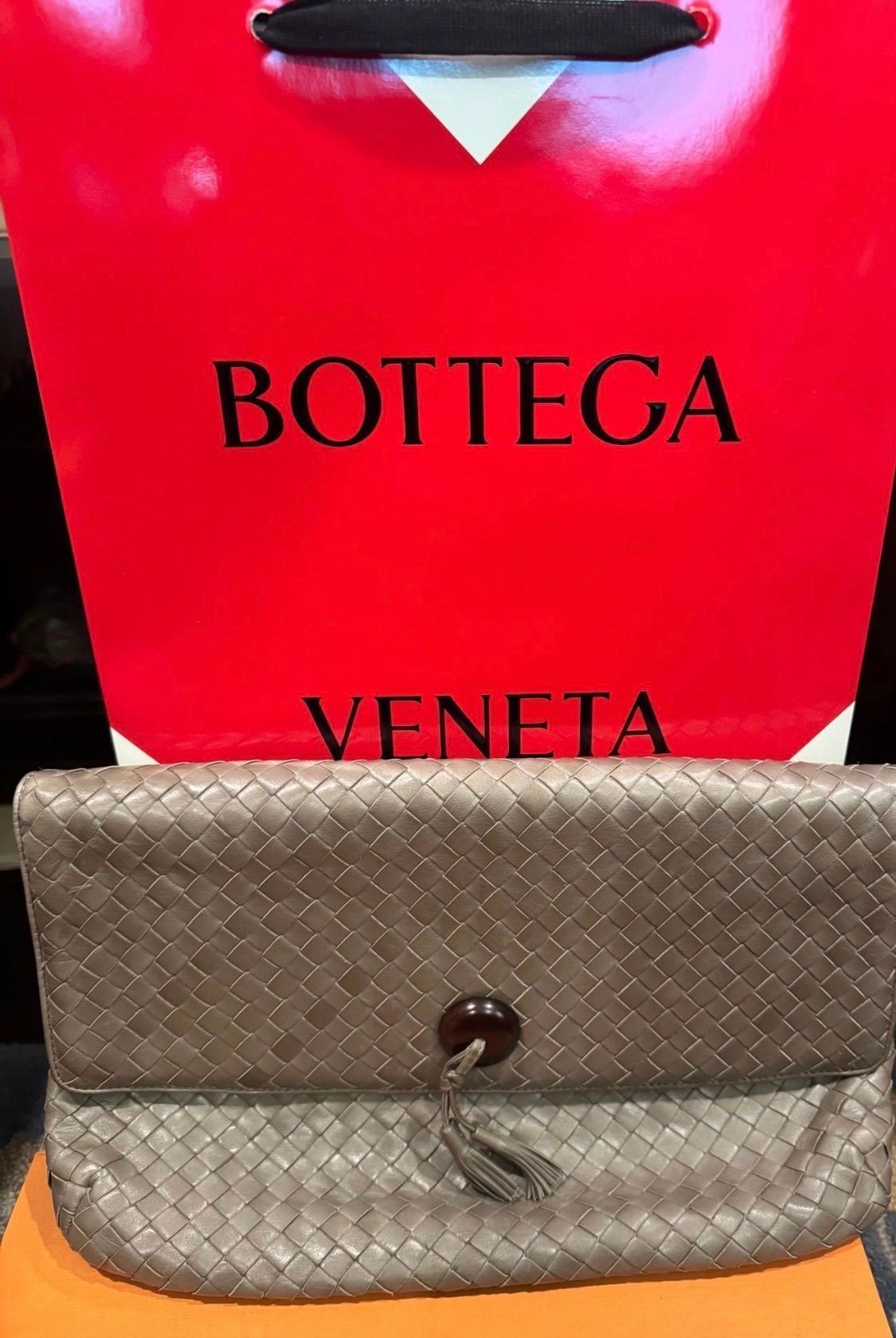 Bottega Venetta Basket Weave Clutch