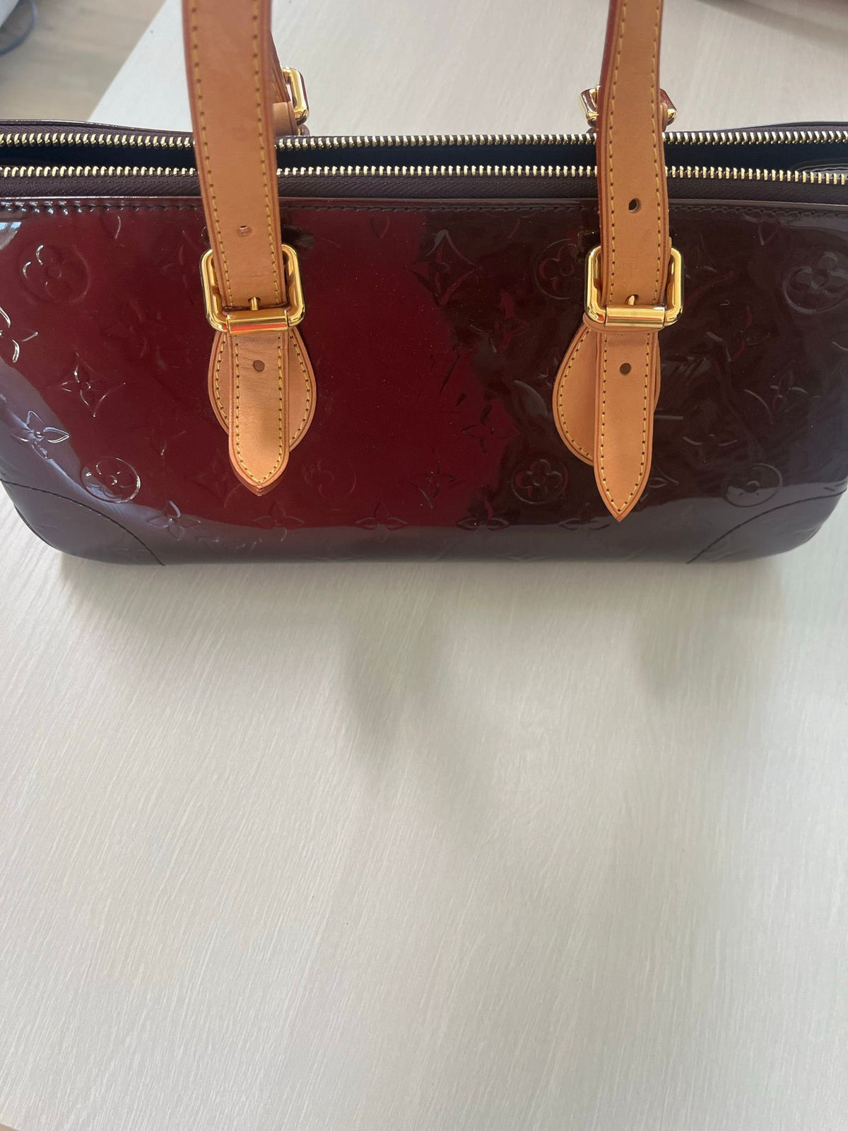 AUTHENTICATED LOUIS VUITTON VERNIS BAG