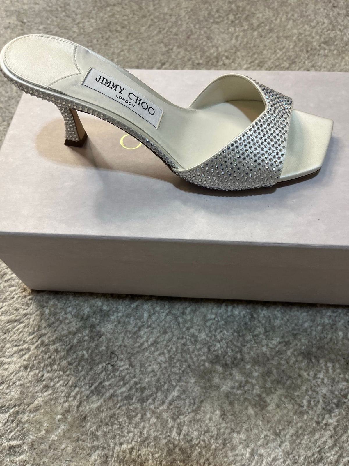 5 JIMMY CHOO SILVER HEEL