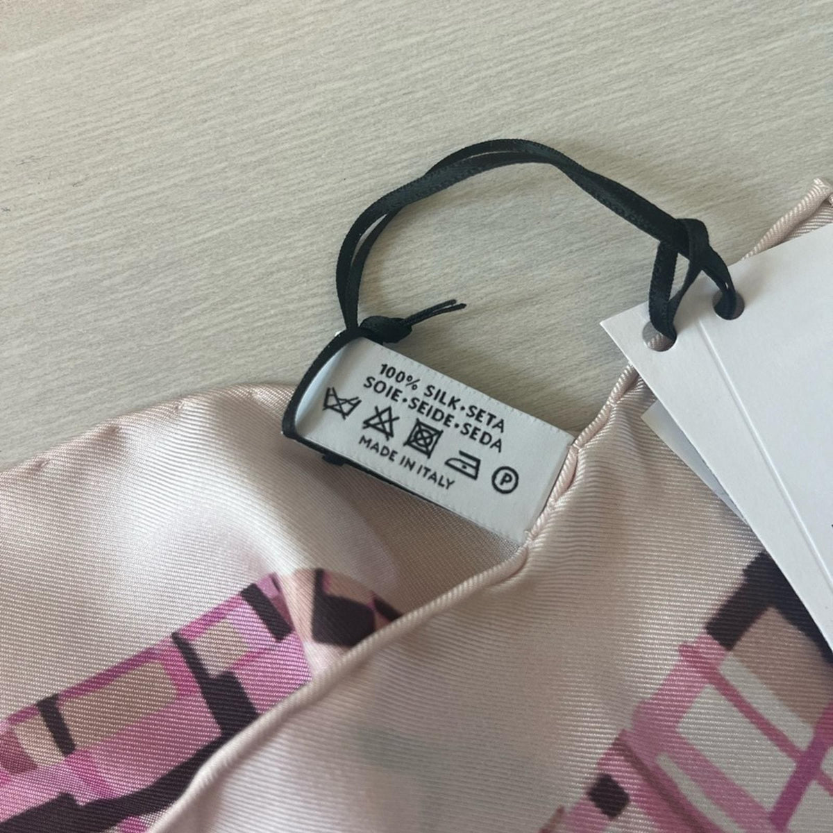 FERREGAMO SILK SCARF