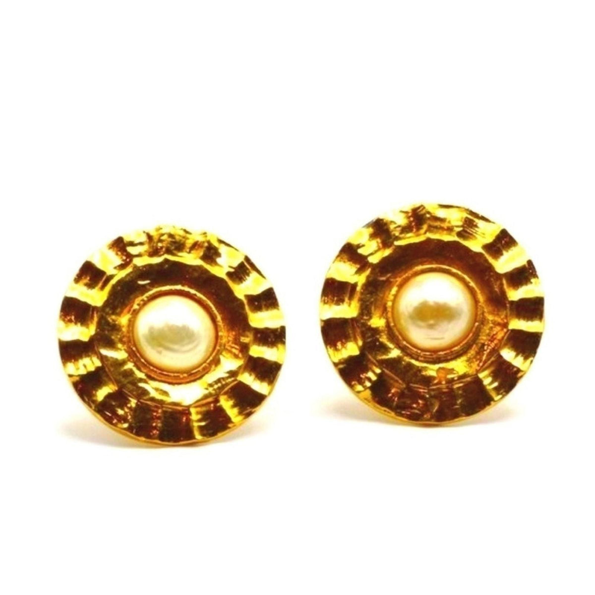 Vintage Chanel Clip On  Earrings