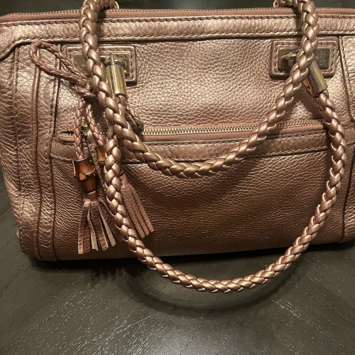 GUCCI METALLIC PEBBLE CALFSKIN TOTE BAG